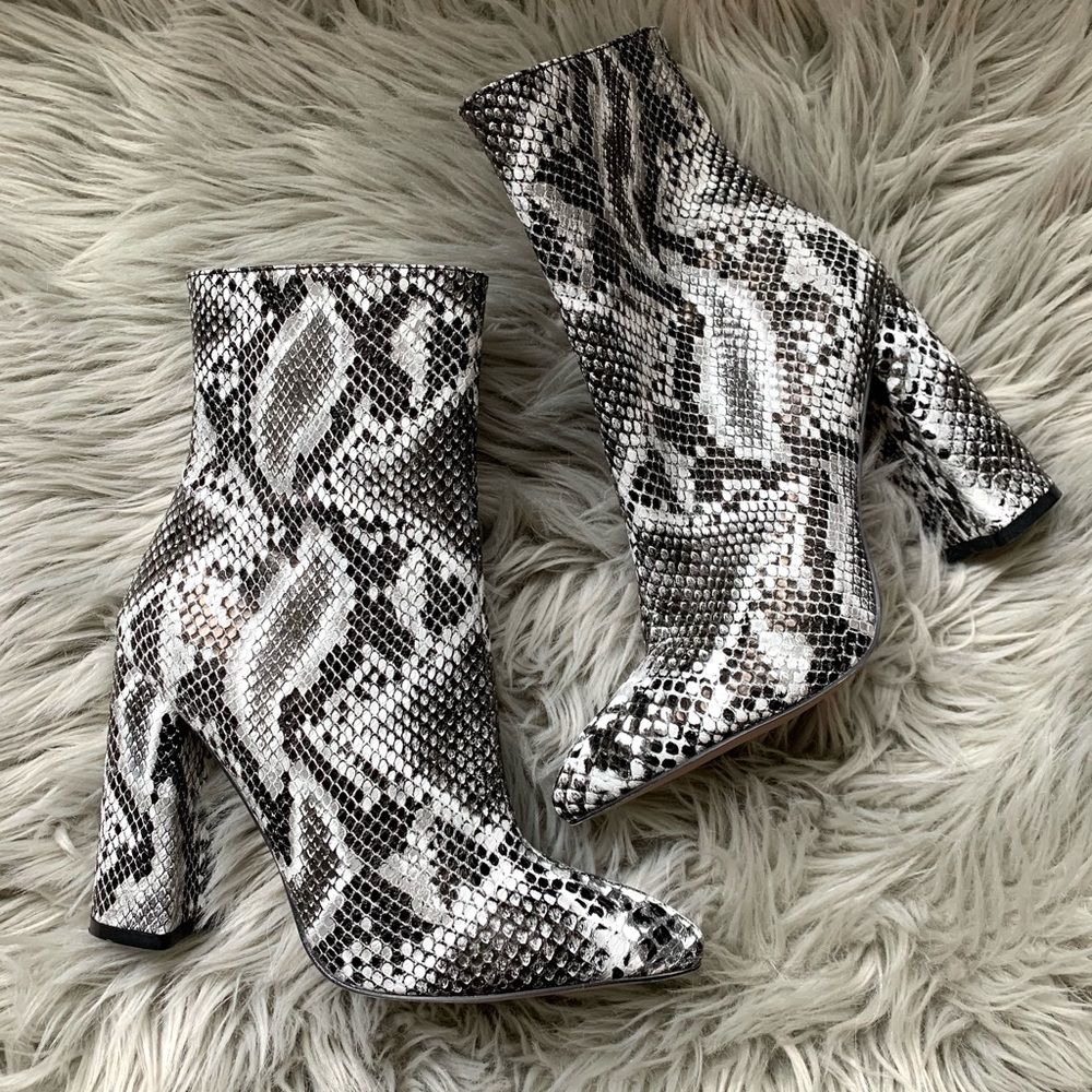 Pretty Little Thing Snake Print Booties